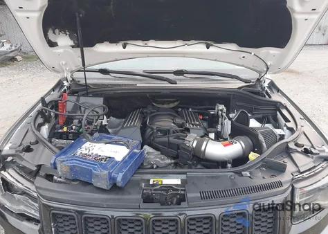 2015 Jeep Grand Cherokee Srt-8 z USA, uszkodzony, nr VIN 1C4RJFDJ0FC822380